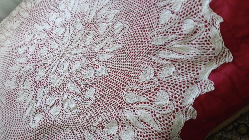 Покривка плетена, ръчна изработка, чисто нова