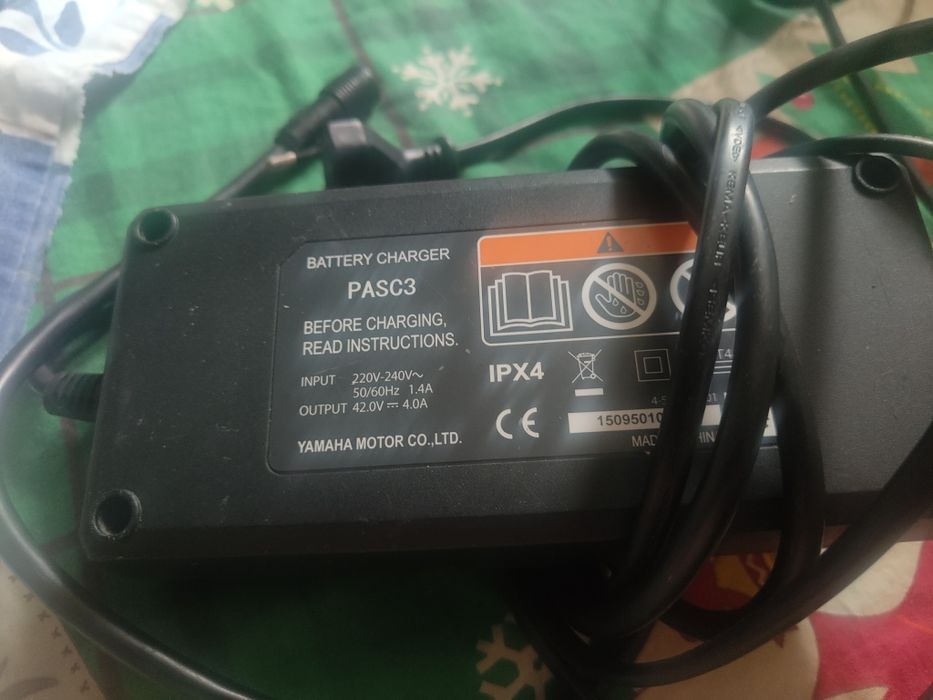 Încărcător bicicleta  yamaha Bosch specialized vanmoof bafang  shiman