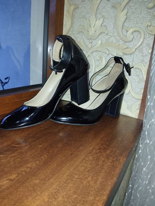 Katta sikli travestilarni tomosha qiling