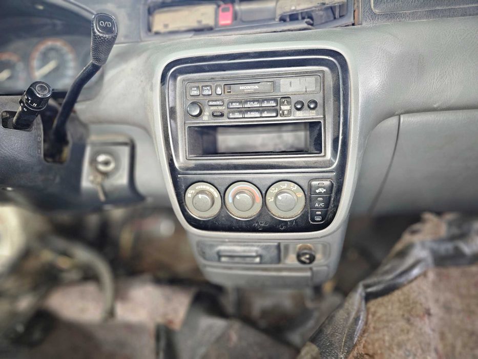 Запчасти от Хонда СР-В РД1
