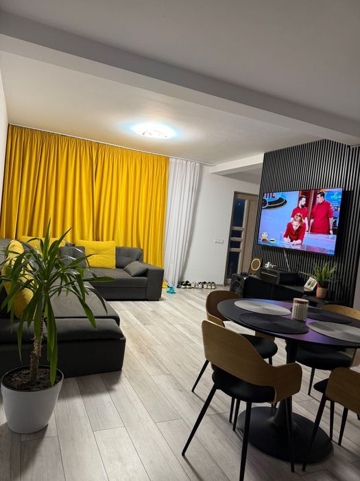 Inchiriez casa 3 camere(tip duplex)
