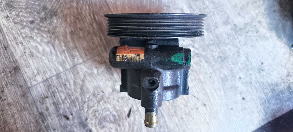 Насос гидроусилителя руля