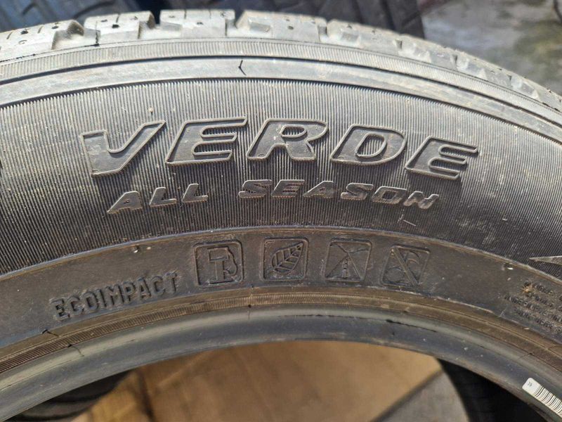 4 Pirelli R17 215/65
всесезонни гуми
DOT4620