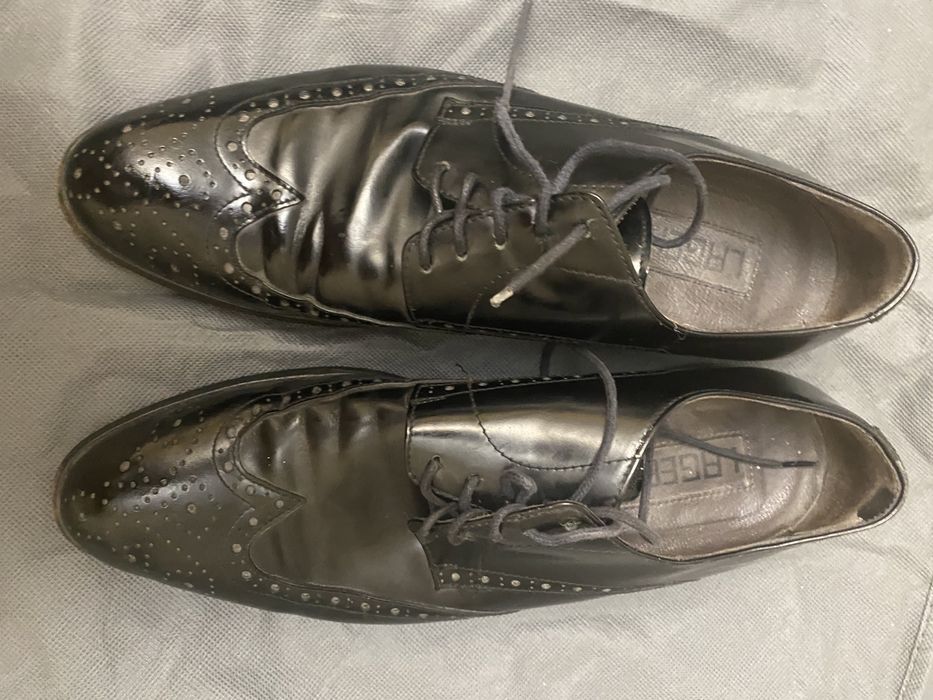 Продам мужские туфли