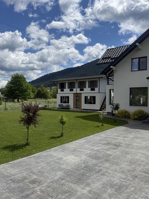 Casa spatioasa cu gradina si anexa situata intr-o zona linistita