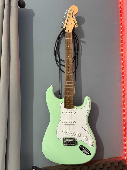 Chitara electrica Squier Affinity Strat Laurel SG