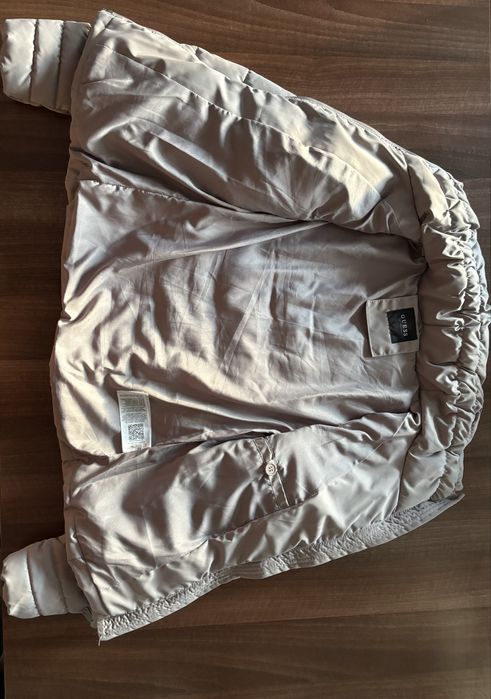 Geacă Guess originală