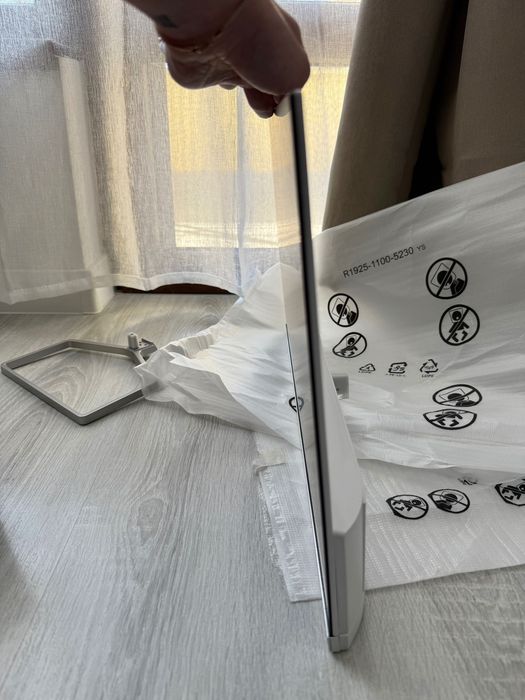 ЧИСТО НОВ Монитор 23,8 инча LED HP M24fw 1920 x 1080 пиксела, 5 ms,