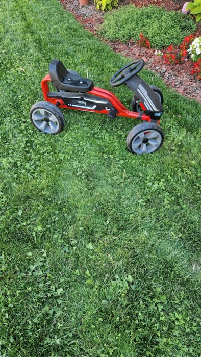 Детско колело с педали, на 4 гуми