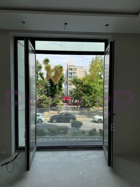 2-стаен в Бургас-Лазур площ 96 цена 291946