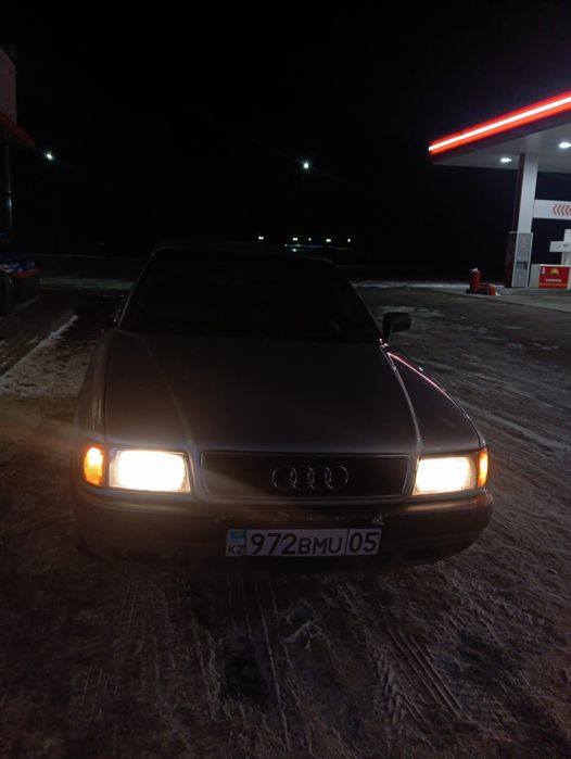 Ауди 80б4        б
