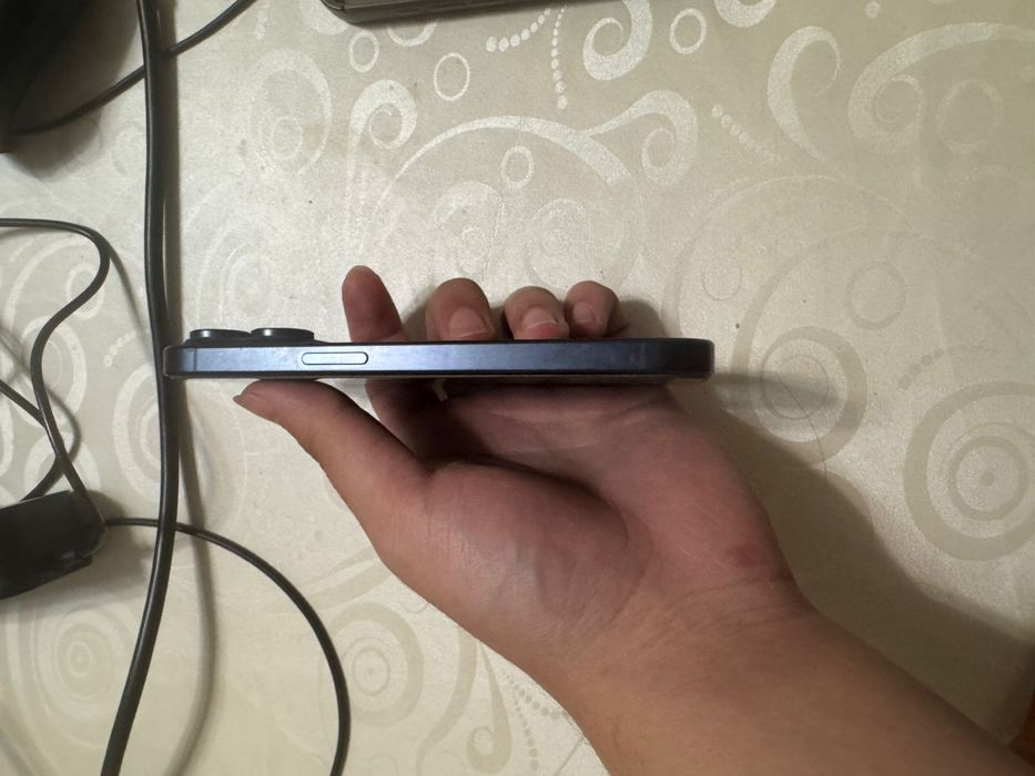 Iphone 15 pro 256гб