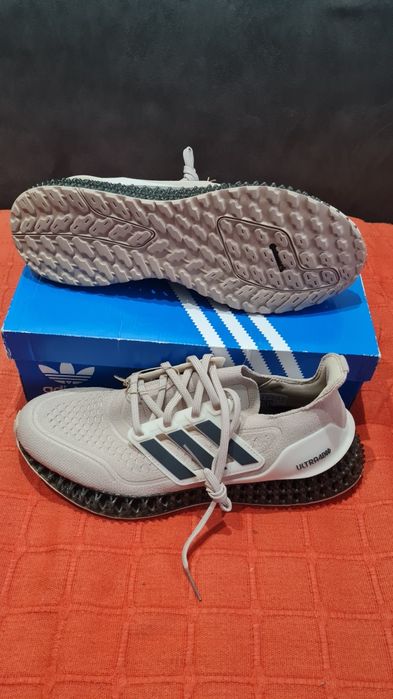 Vând Adidas ultra 4 DFWD