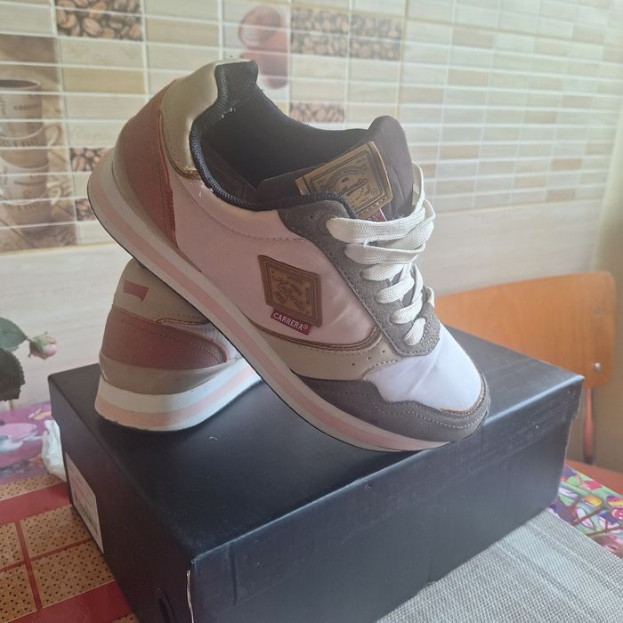 Adidasi dama Carrera nr.38