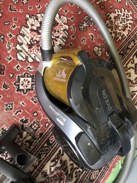 Прахосмукачка Rowenta RO6984EA