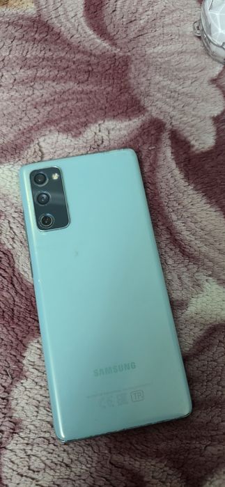 Samsung s20 FE продаётся
