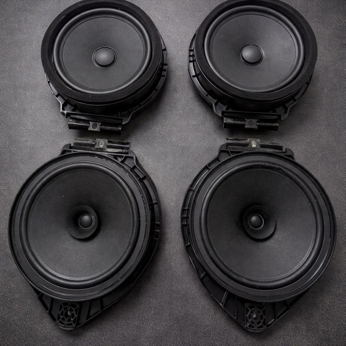 Chevrolet onix калонка