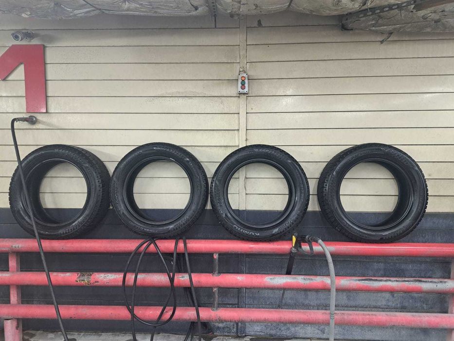 KUMHO WI51 215/55R17