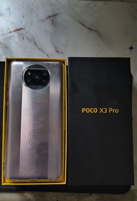 Poco x 3 pro память 8/256 каробка с зарядкой  или обмен