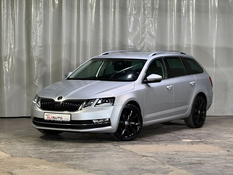 Skoda Octavia *Moduri De Condus *Lumini Ambientale *Sistem Canton* Incalzire Scaune