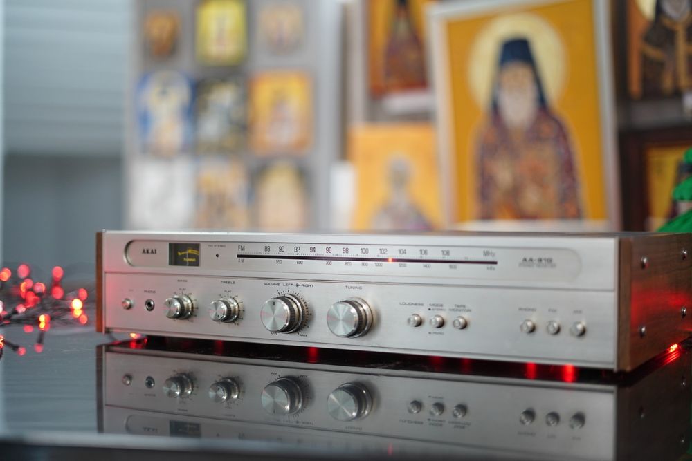 Amplituner vintage Akai AA810