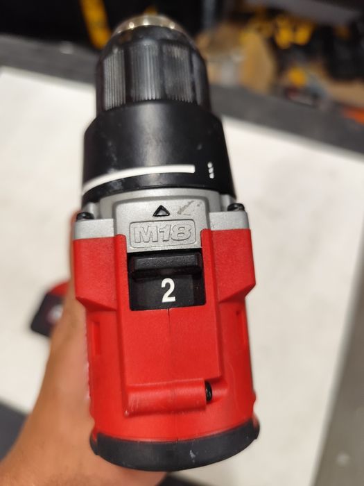 Топ модел безчетков  винтоверт Милуоки Milwaukee M18 BLDDRC + 5Ah