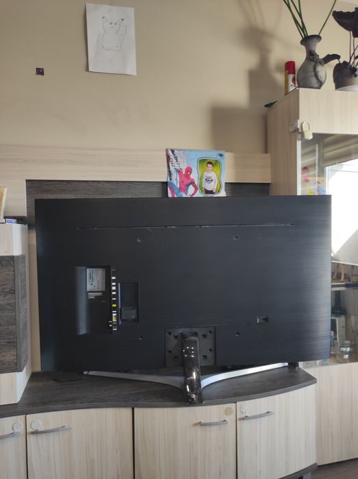 Смарт Телевизор SAMSUNG 55 инча Ultra HD 4K