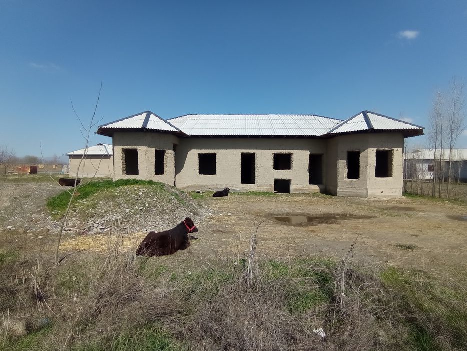 Уй сотилади 10сотх