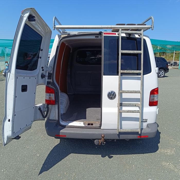 VW Transporter T5 2.0TDI Bluemotion