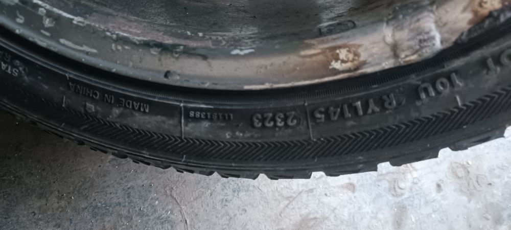 Зимние шины 245 40 R19