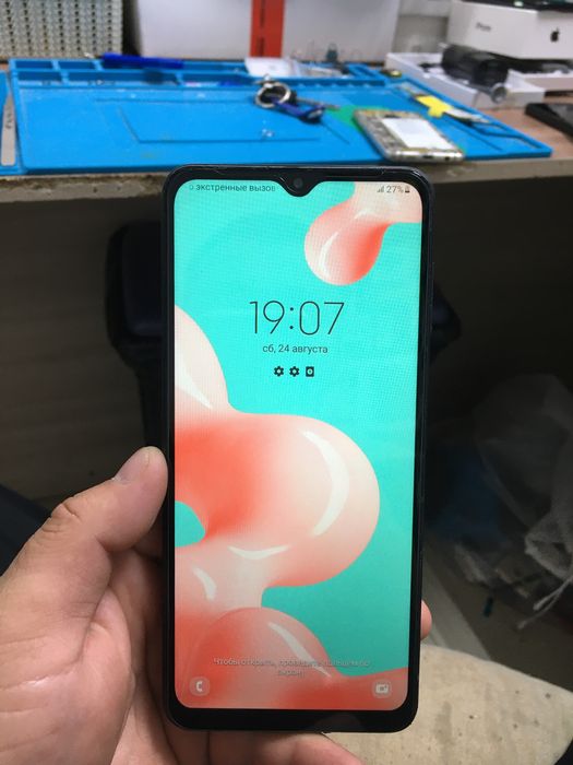 Продам самсунг а12 в хорошем состояние