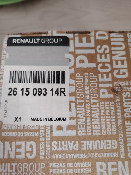 Vând proiector Renault Kadjar