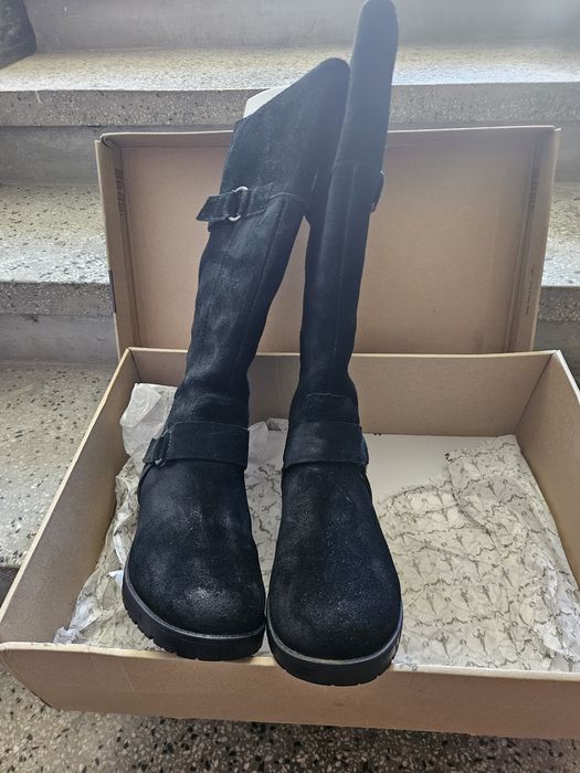 Ботуши Clarks от естествен велур 39 номер промо цена