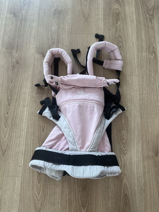 Sistem purtare Manduca