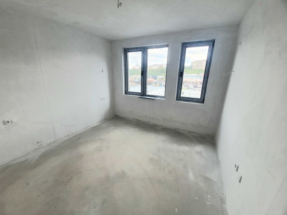 Продава се Тристаен апартамент в Велико Търново, Център - 91 кв.м за 1143 €/кв.м - Снимка #7