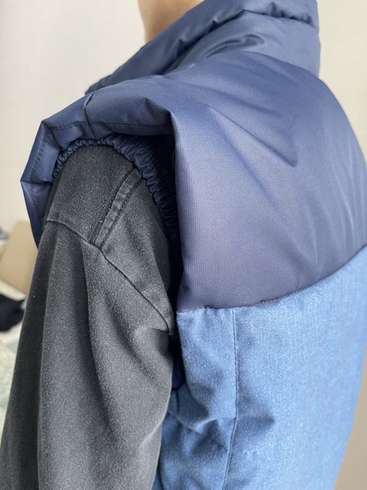 Безрукавка новая