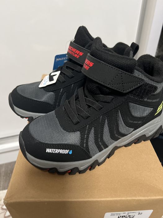 Ghete trekkings Skechers Rugged Ranger Negru nou marimea 33