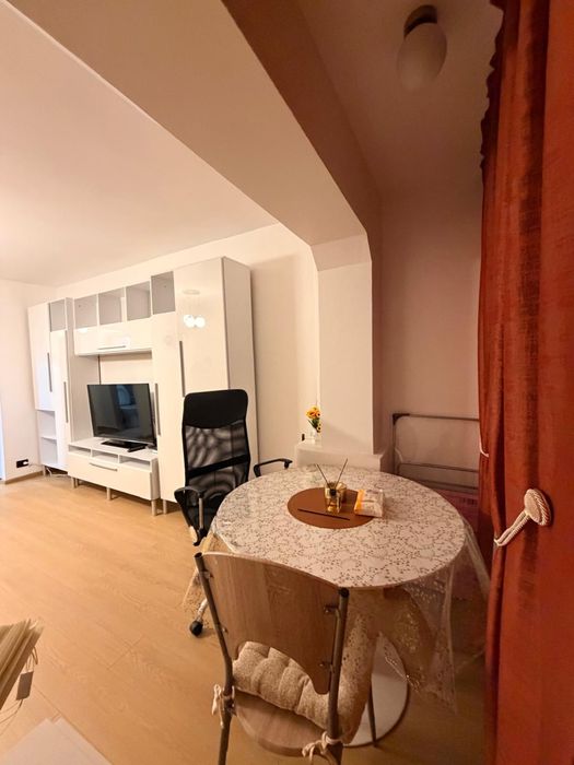 Garsonieră modernă, PRIMA ÎNCHIRIERE – 3 min. Metrou Dristor | 400 €