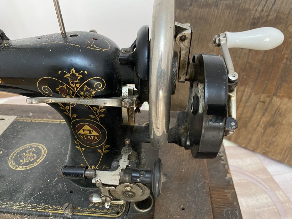 Ретро шевна машина VESTA