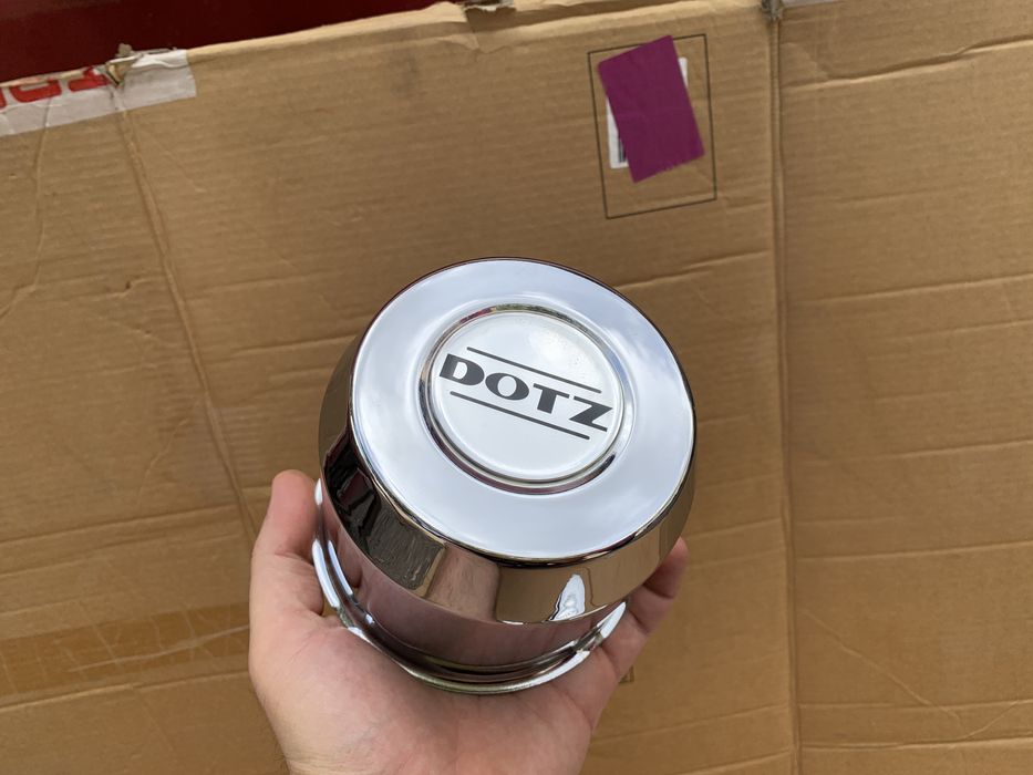 Чисто нови оригинални чаши за хъбове/джанти.