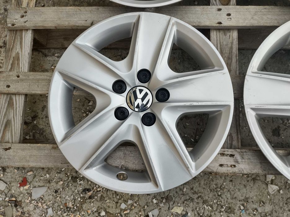 16 цола Тасове VW Golf Volkswagen Golf Оригинал
