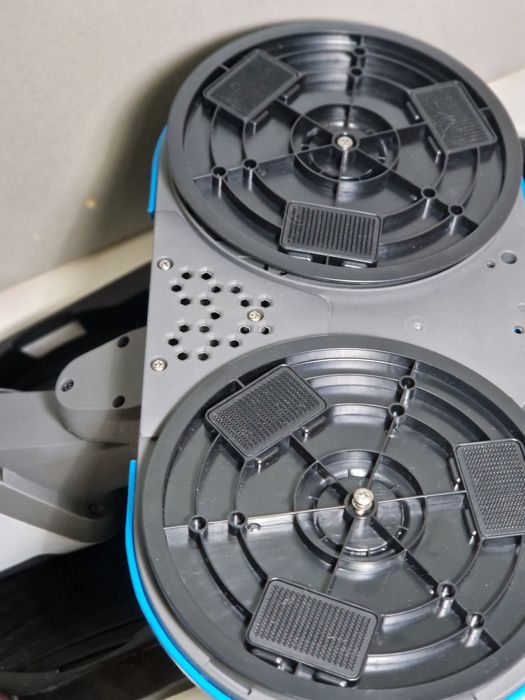 Безкабелен моп BISSELL