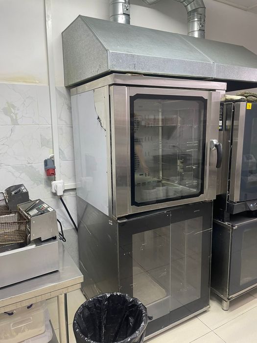 Продам конвектомат с расстойкой Smeg