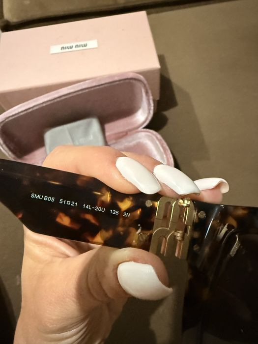 Слънчеви очила miu miu оригинални