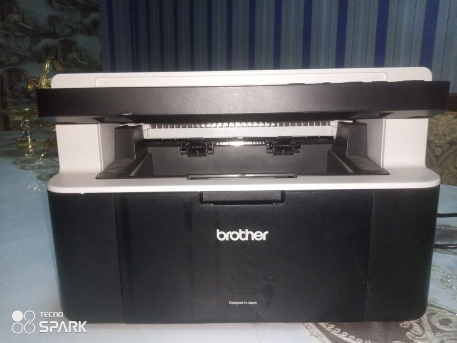 Brother DCP-1812n. Принтер