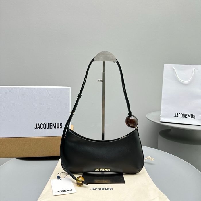 Jacquemus Le Bisou Perle