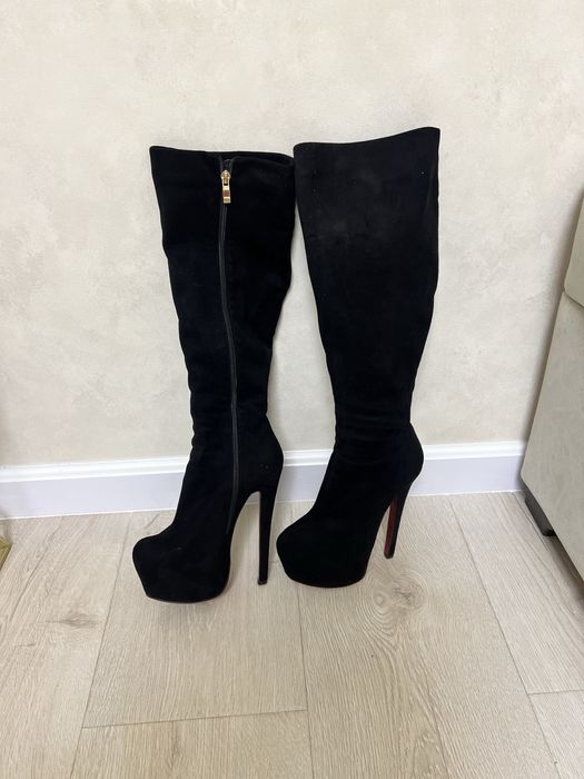 Замшевые сапоги ботфорты