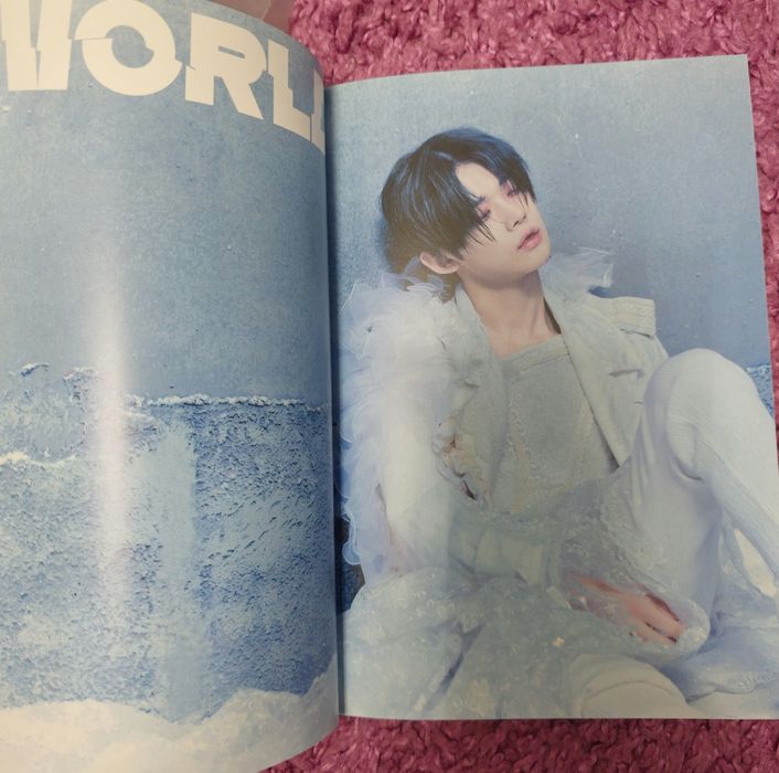 Продам альбом TXT