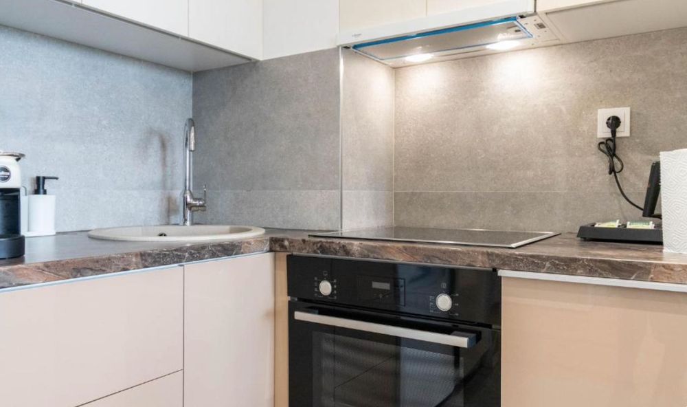 Дава се под наем Двустаен апартамент в София, Кръстова вада - 75 кв.м за 648.21 € - Снимка #5