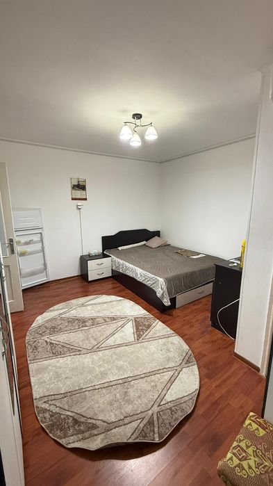 Apartament 2 camere de închiriat